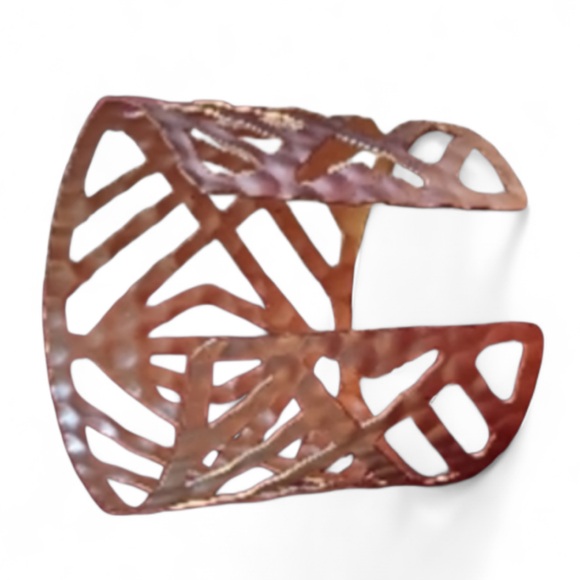 𝅺Gold Cuff Bracelet Open Weave Asymmetry Beautiful Contemporary look NEW NWT - Picture 2 of 7